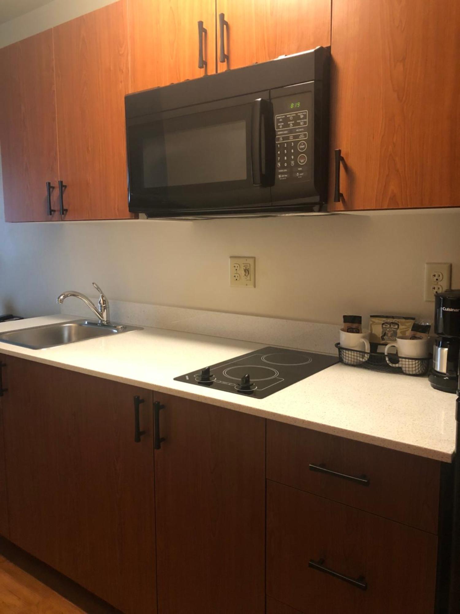 Aspen Suites Hotel Sitka Bagian luar foto