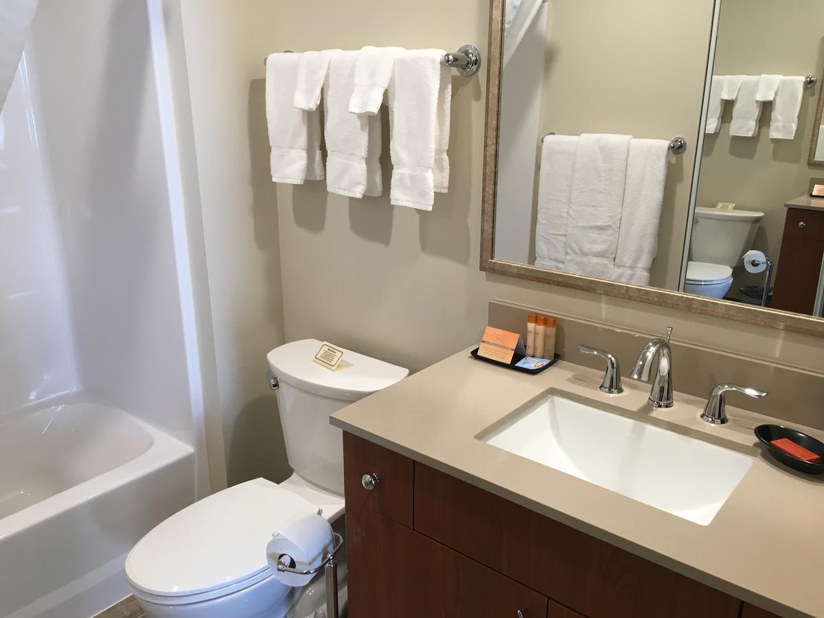 Aspen Suites Hotel Sitka Bagian luar foto