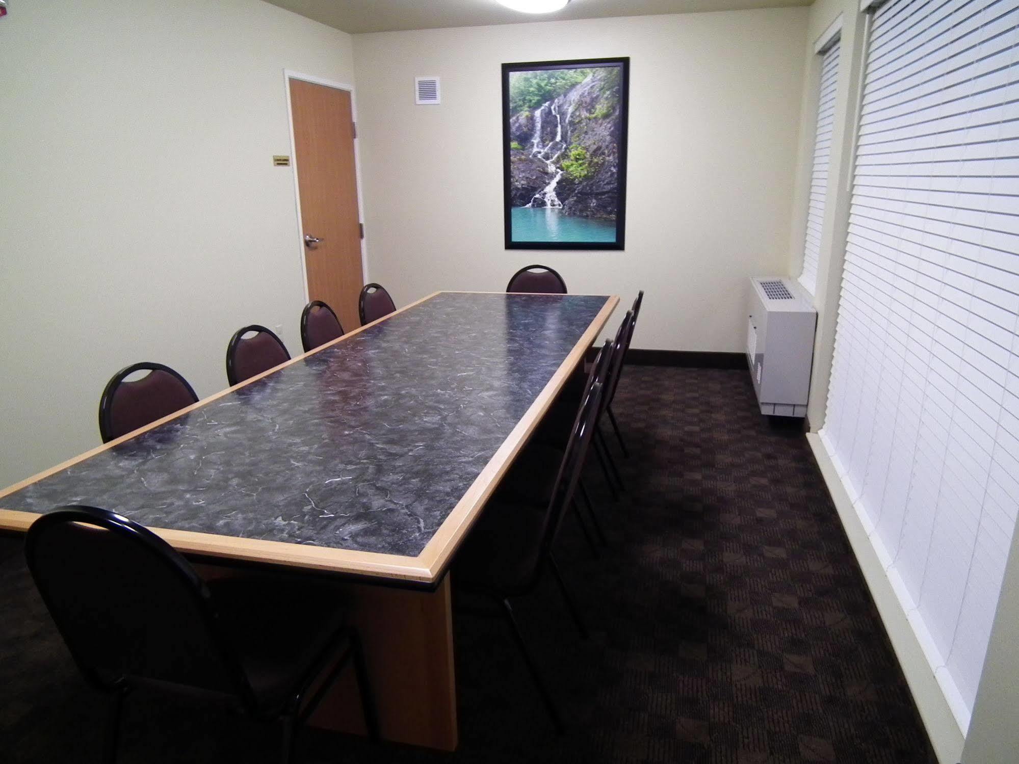 Aspen Suites Hotel Sitka Bagian luar foto